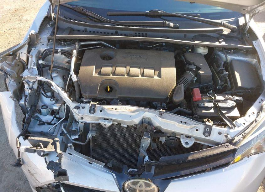 Photo 10 of 2017 Toyota Corolla LE (VIN 2T1BURHE3HC935578)