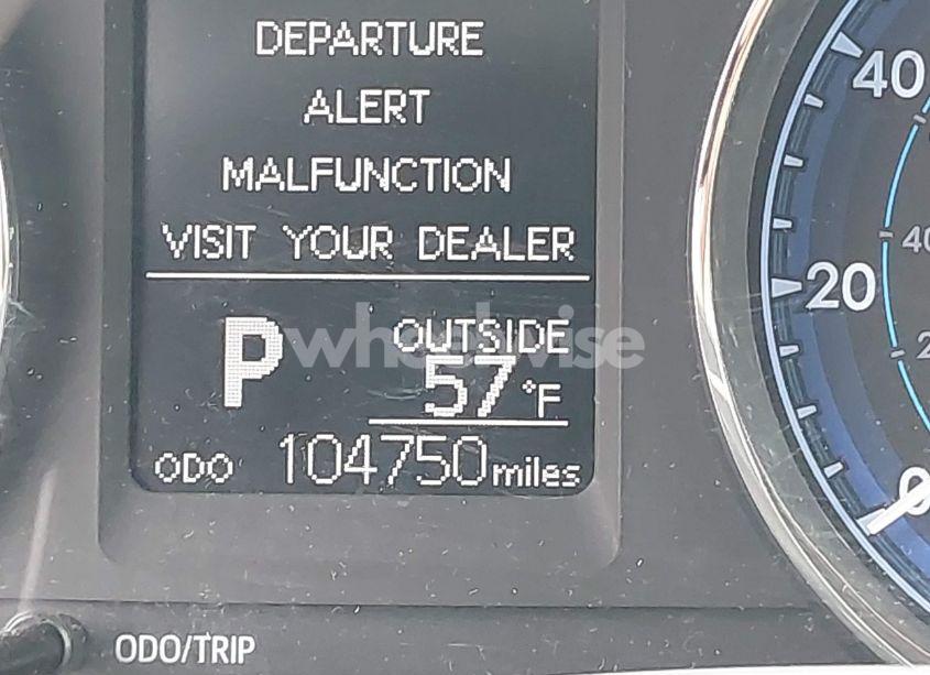 Photo 15 of 2017 Toyota Corolla LE (VIN 2T1BURHE3HC938125)