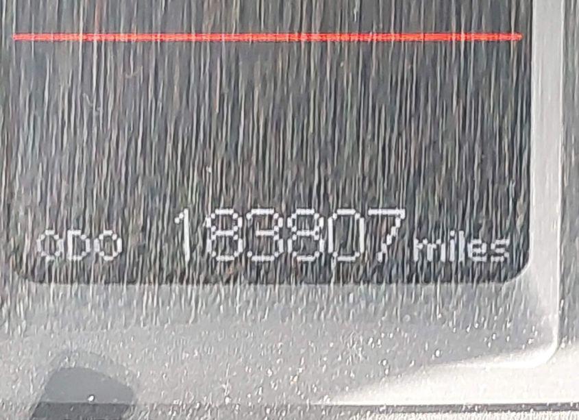 Photo 15 of 2017 Toyota Corolla LE (VIN 2T1BURHE3HC941901)