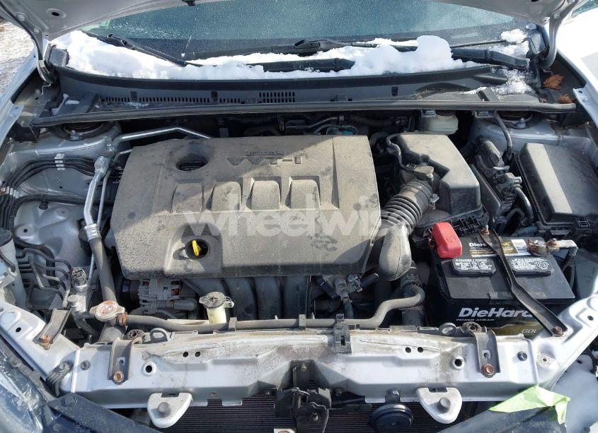 Photo 10 of 2017 Toyota Corolla LE (VIN 2T1BURHE3HC943907)