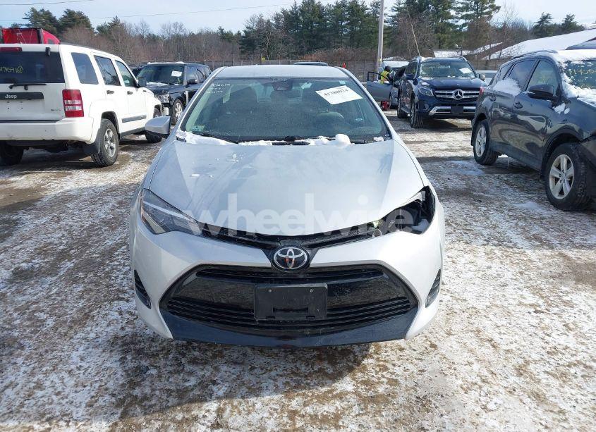 Photo 13 of 2017 Toyota Corolla LE (VIN 2T1BURHE3HC943907)
