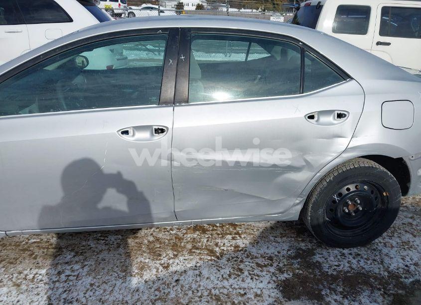 Photo 6 of 2017 Toyota Corolla LE (VIN 2T1BURHE3HC943907)