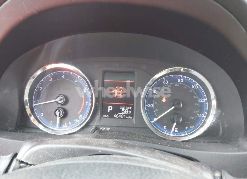 Photo 7 of 2018 Toyota Corolla LE (VIN 2T1BURHE3JC002107)