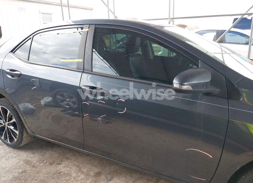 Photo 14 of 2018 Toyota Corolla SE (VIN 2T1BURHE3JC017643)