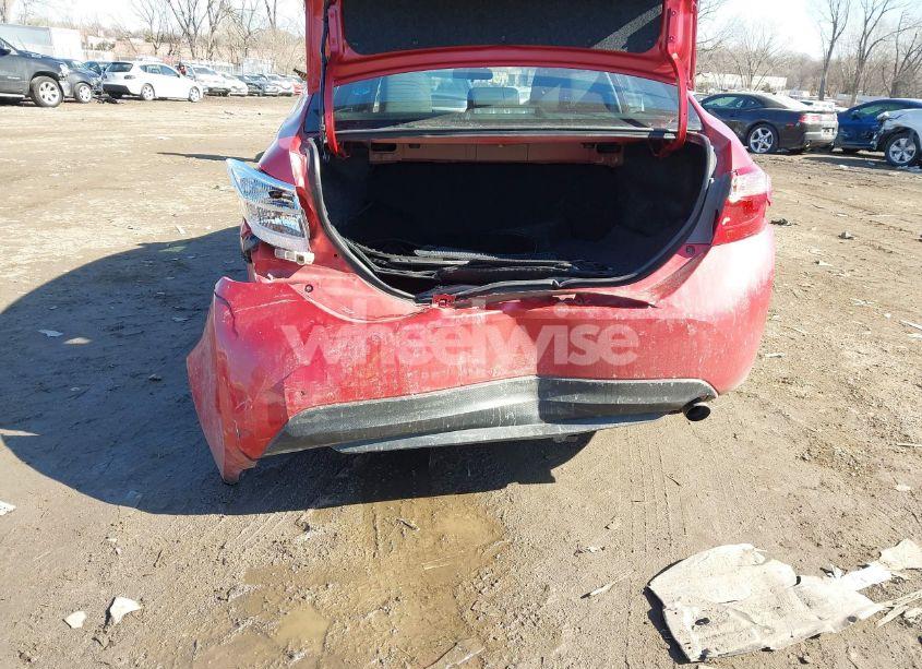 Photo 6 of 2018 Toyota Corolla LE (VIN 2T1BURHE3JC023457)