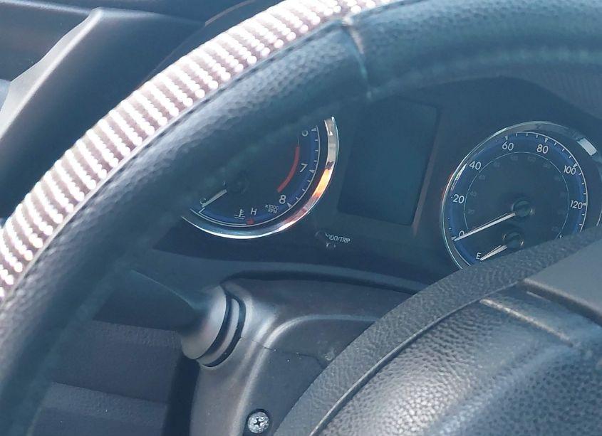 Photo 14 of 2018 Toyota Corolla L (VIN 2T1BURHE3JC041201)