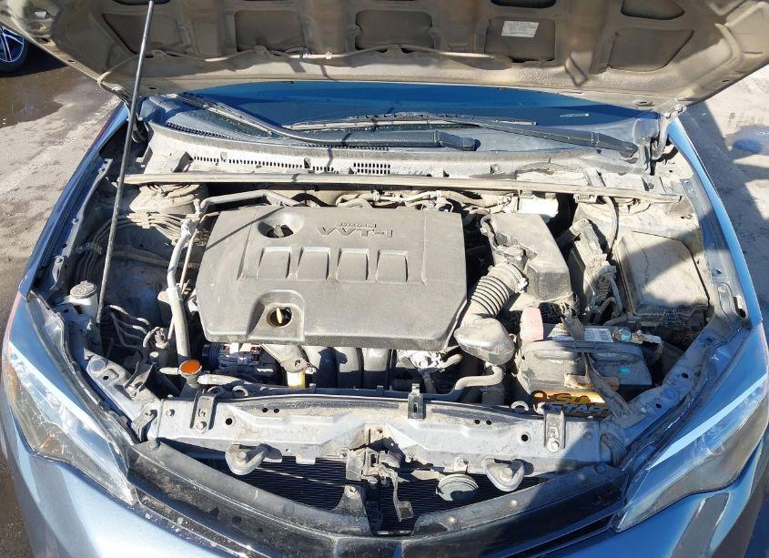 Photo 10 of 2018 Toyota Corolla LE (VIN 2T1BURHE3JC054529)