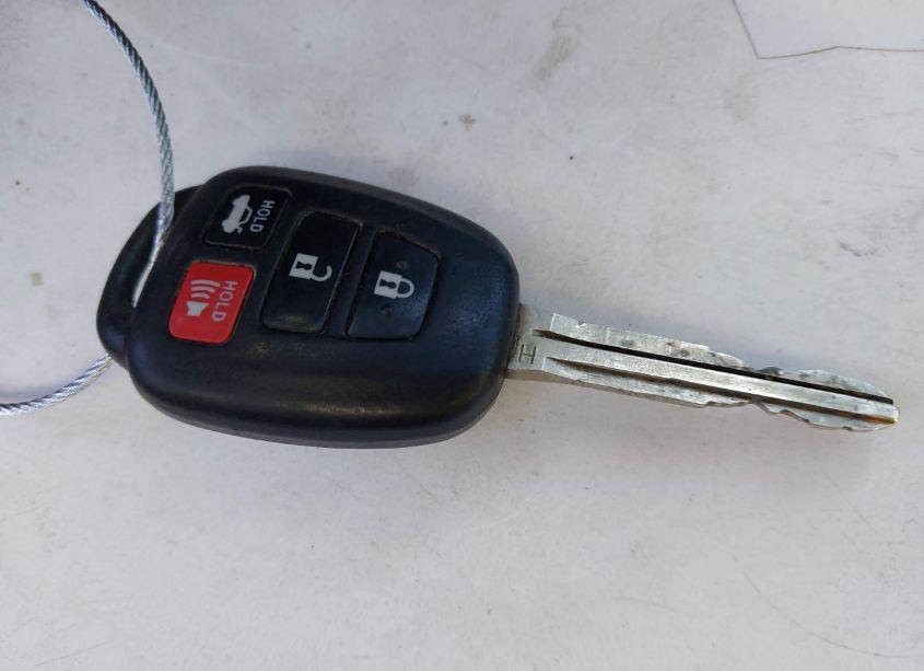 Photo 11 of 2018 Toyota Corolla LE (VIN 2T1BURHE3JC054529)