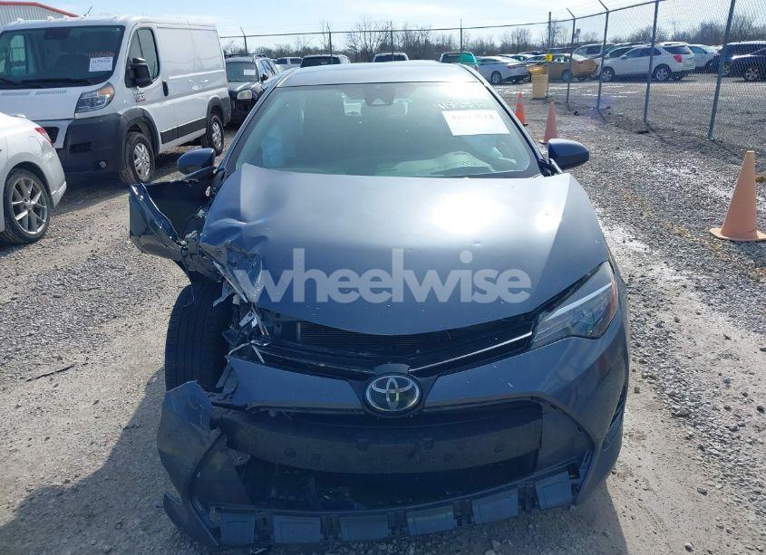 Photo 12 of 2018 Toyota Corolla LE (VIN 2T1BURHE3JC061674)