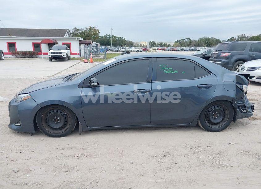 Photo 14 of 2018 Toyota Corolla LE (VIN 2T1BURHE3JC069743)