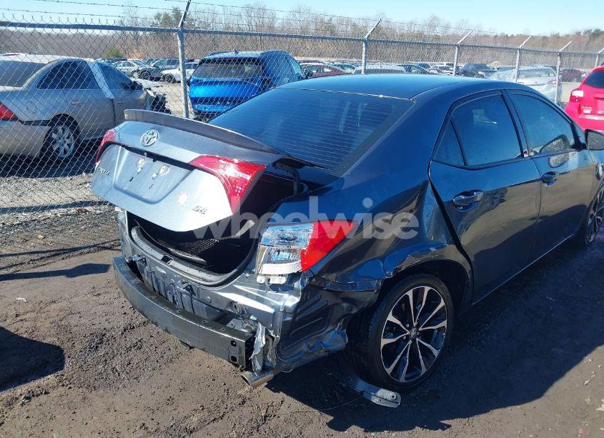 Photo 6 of 2018 Toyota Corolla SE (VIN 2T1BURHE3JC095727)