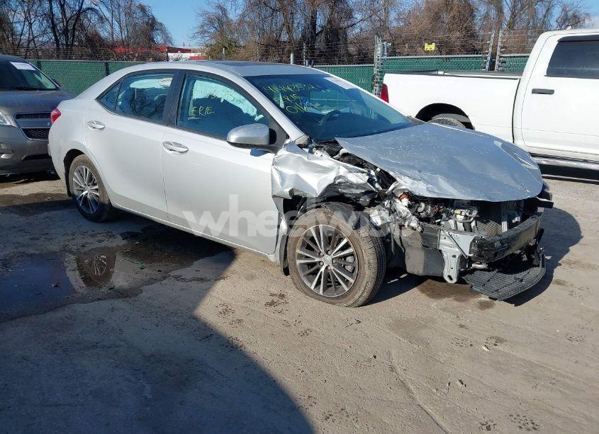 2018 Toyota Corolla L/LE/XLE/SE/XSE (VIN 2T1BURHE3JC113241) main photo