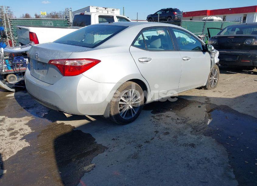 Photo 4 of 2018 Toyota Corolla L/LE/XLE/SE/XSE (VIN 2T1BURHE3JC113241)