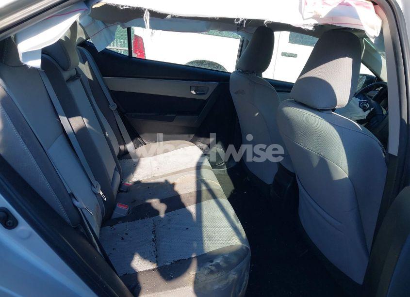 Photo 8 of 2018 Toyota Corolla L/LE/XLE/SE/XSE (VIN 2T1BURHE3JC113241)