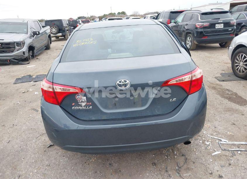 Photo 16 of 2018 Toyota Corolla LE (VIN 2T1BURHE3JC967162)
