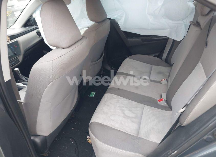 Photo 8 of 2018 Toyota Corolla LE (VIN 2T1BURHE3JC967162)