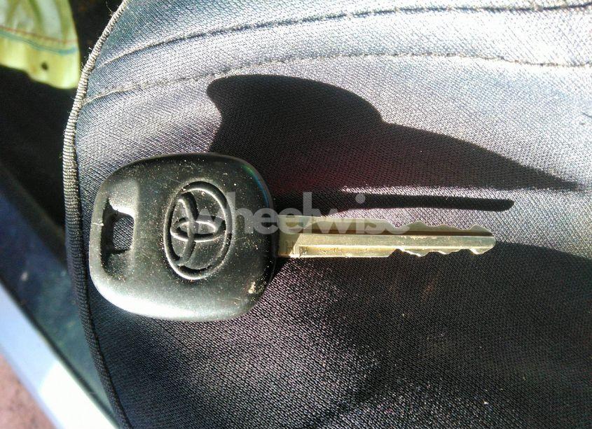 Photo 11 of 2018 Toyota Corolla L (VIN 2T1BURHE3JC975892)