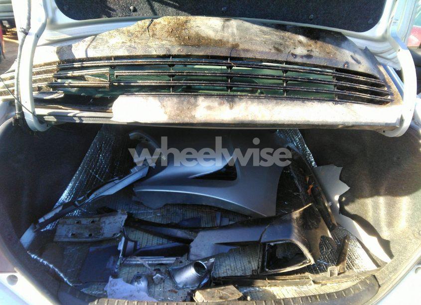 Photo 12 of 2018 Toyota Corolla L (VIN 2T1BURHE3JC975892)