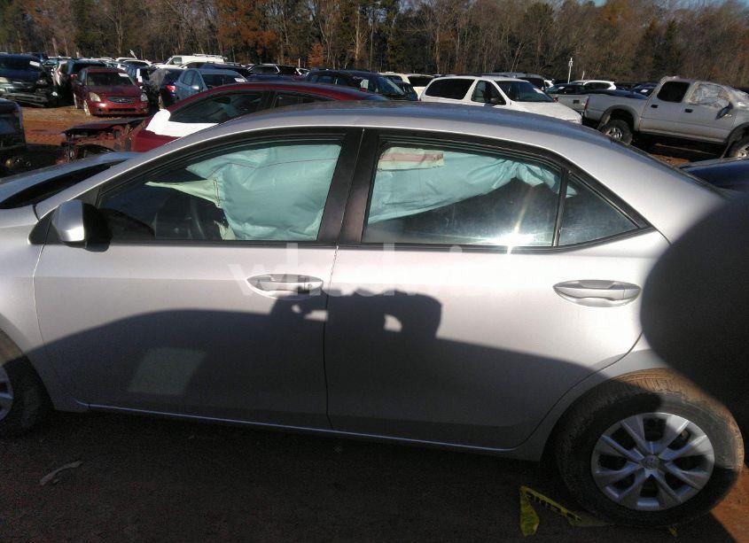 Photo 15 of 2018 Toyota Corolla L (VIN 2T1BURHE3JC975892)