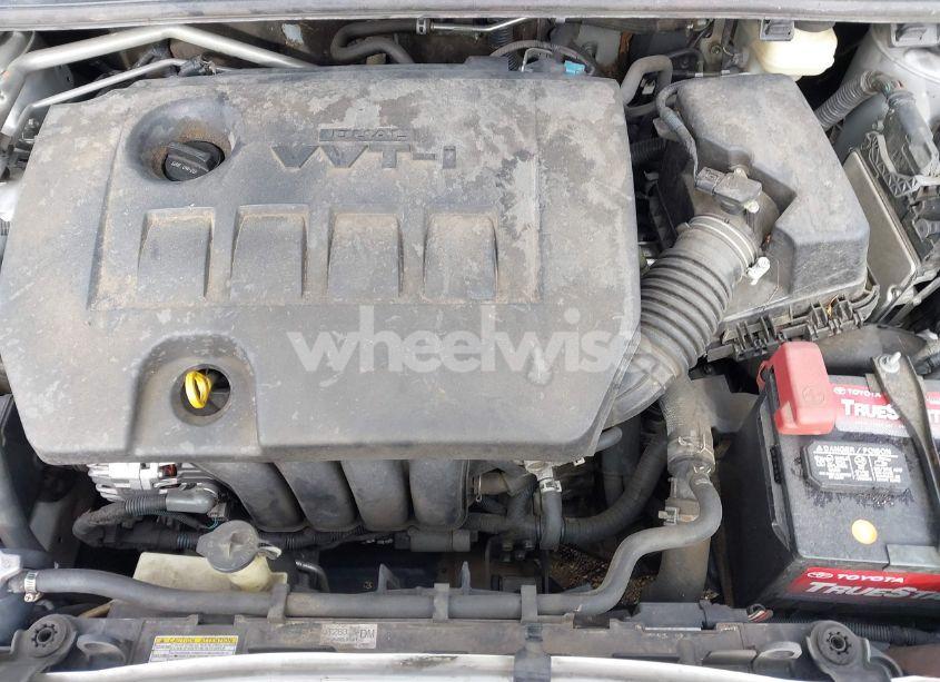 Photo 10 of 2018 Toyota Corolla L (VIN 2T1BURHE3JC982065)