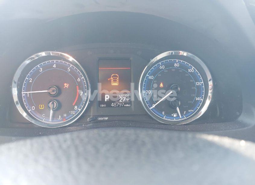 Photo 15 of 2019 Toyota Corolla LE (VIN 2T1BURHE3KC125116)