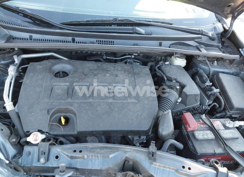 Photo 10 of 2019 Toyota Corolla L/LE/XLE/SE/XSE (VIN 2T1BURHE3KC131918)