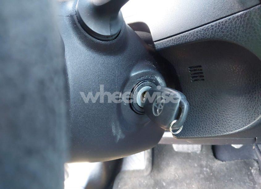 Photo 11 of 2019 Toyota Corolla L/LE/XLE/SE/XSE (VIN 2T1BURHE3KC131918)