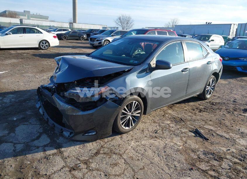 Photo 2 of 2019 Toyota Corolla L/LE/XLE/SE/XSE (VIN 2T1BURHE3KC131918)