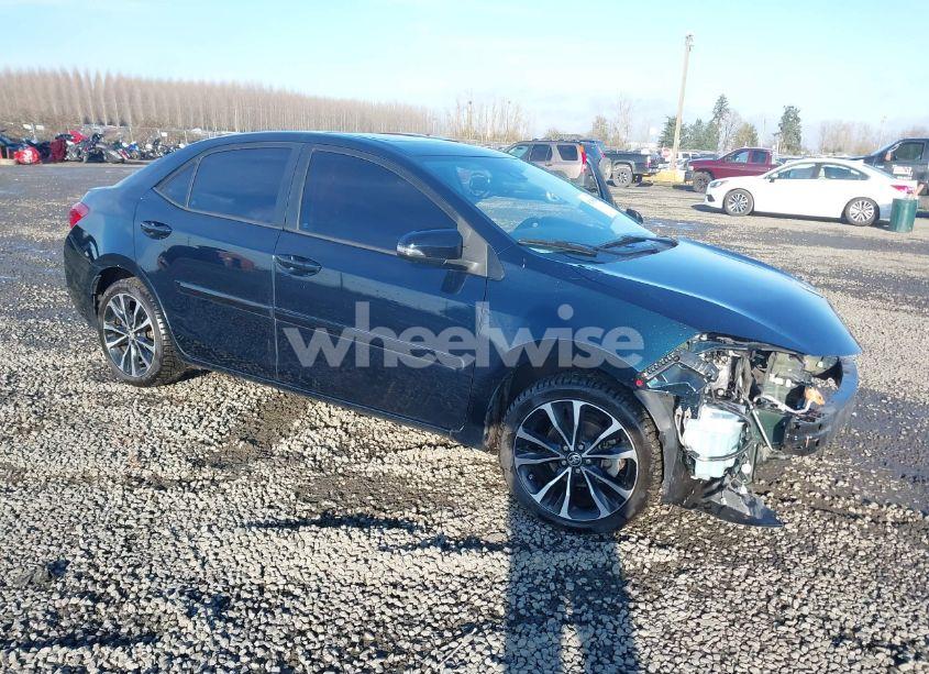 2019 Toyota Corolla XSE (VIN 2T1BURHE3KC137413) main photo