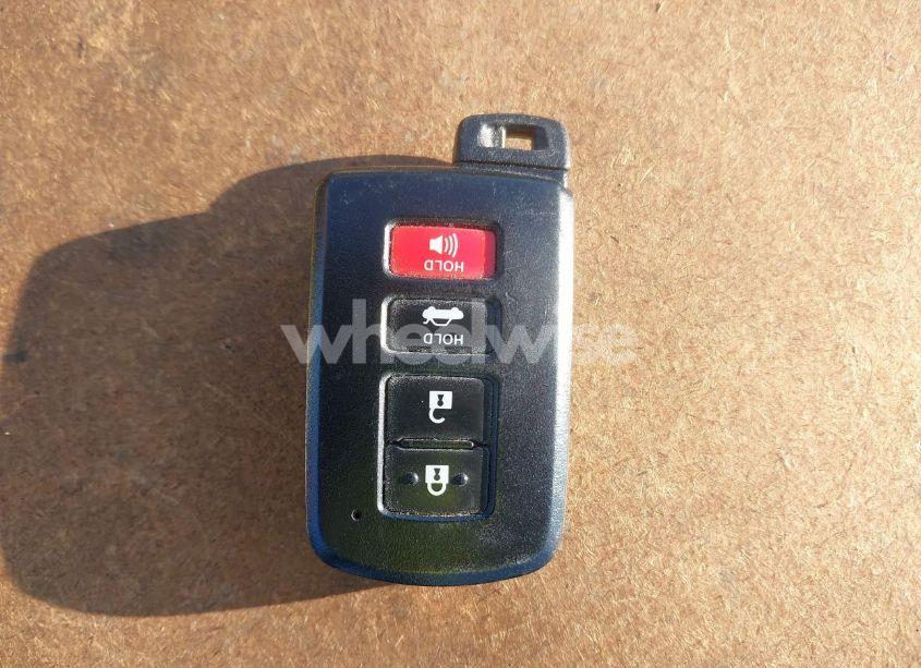 Photo 11 of 2019 Toyota Corolla XSE (VIN 2T1BURHE3KC137413)