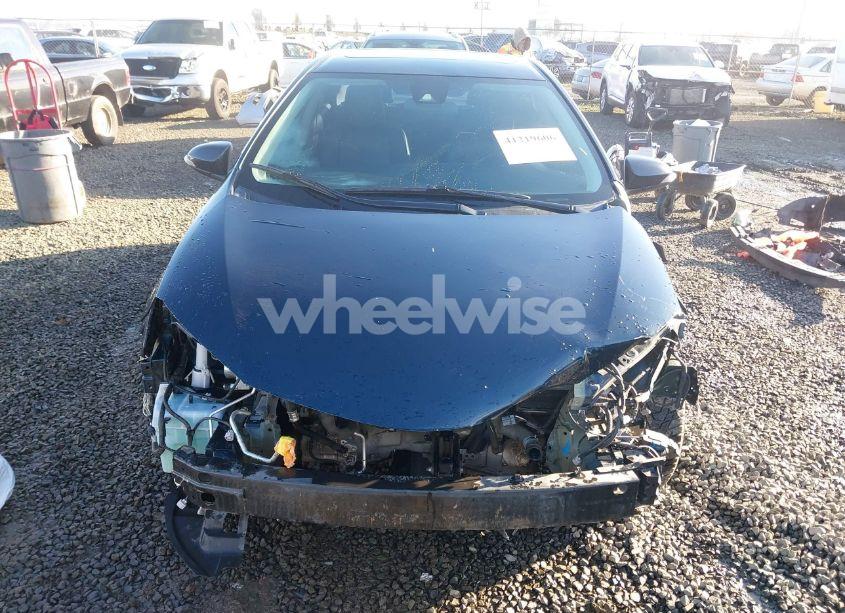 Photo 13 of 2019 Toyota Corolla XSE (VIN 2T1BURHE3KC137413)