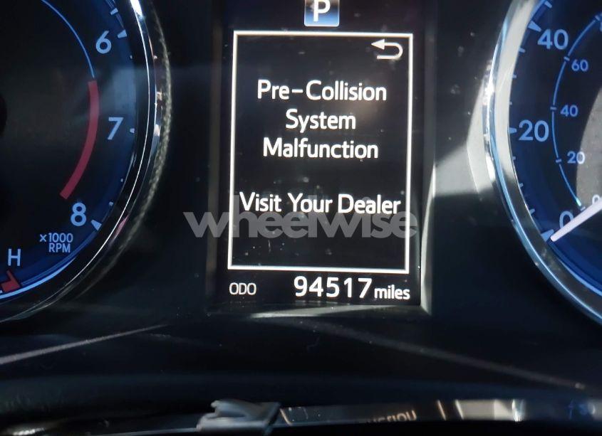 Photo 16 of 2019 Toyota Corolla XSE (VIN 2T1BURHE3KC137413)