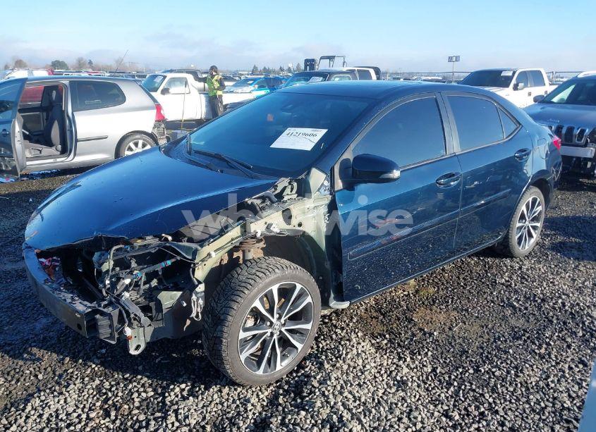 Photo 2 of 2019 Toyota Corolla XSE (VIN 2T1BURHE3KC137413)