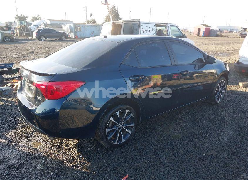 Photo 4 of 2019 Toyota Corolla XSE (VIN 2T1BURHE3KC137413)