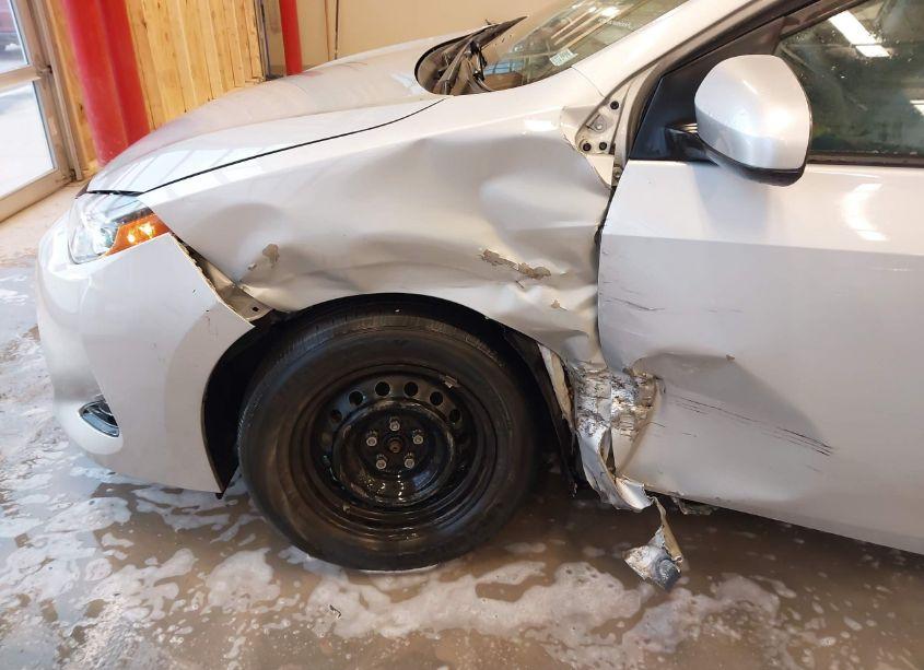 Photo 6 of 2019 Toyota Corolla L (VIN 2T1BURHE3KC142675)