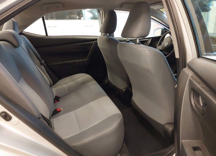 Photo 8 of 2019 Toyota Corolla L (VIN 2T1BURHE3KC142675)