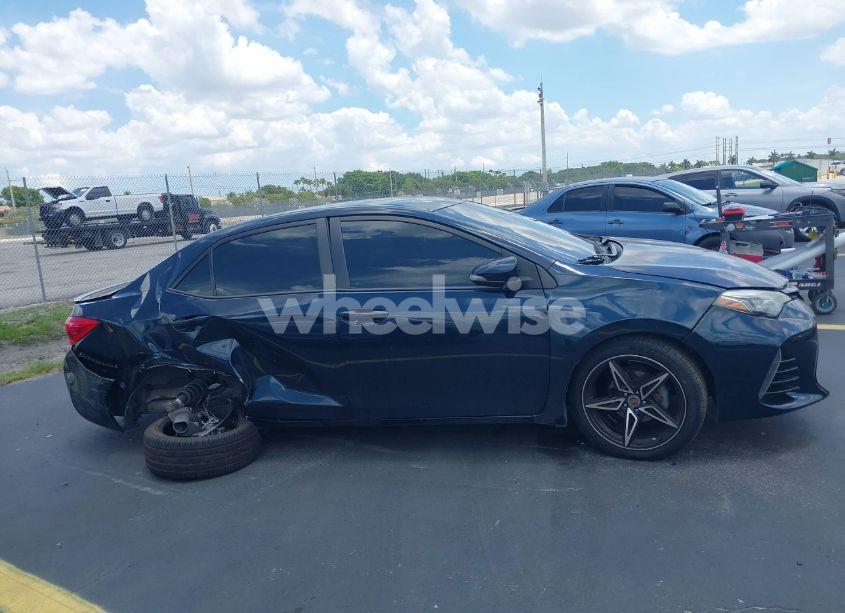 Photo 13 of 2019 Toyota Corolla SE (VIN 2T1BURHE3KC153370)