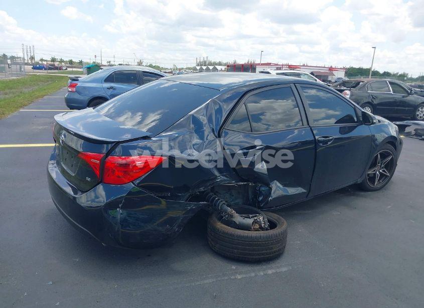 Photo 6 of 2019 Toyota Corolla SE (VIN 2T1BURHE3KC153370)