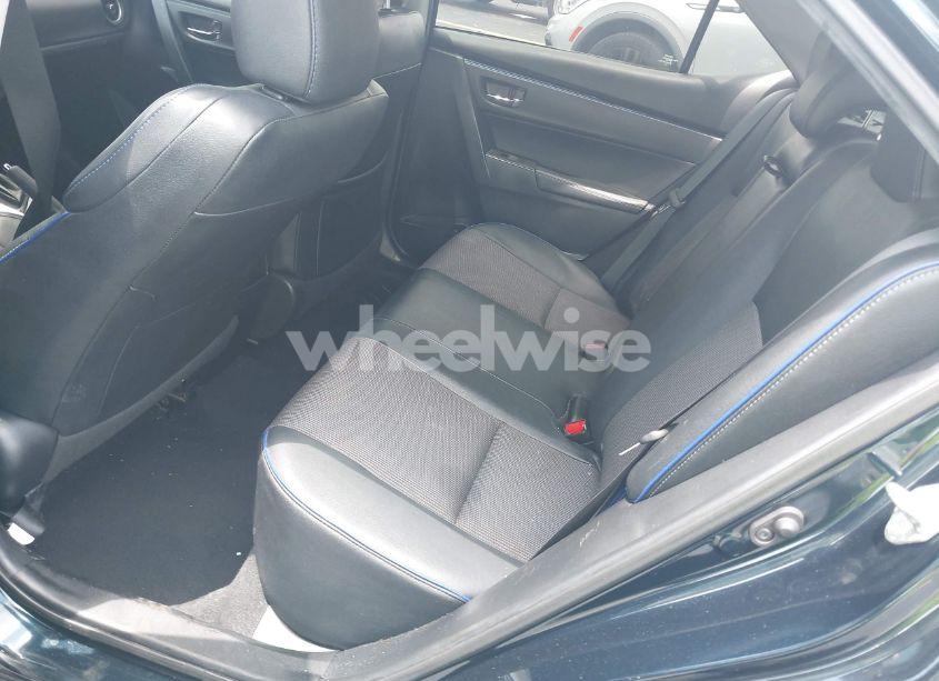 Photo 8 of 2019 Toyota Corolla SE (VIN 2T1BURHE3KC153370)