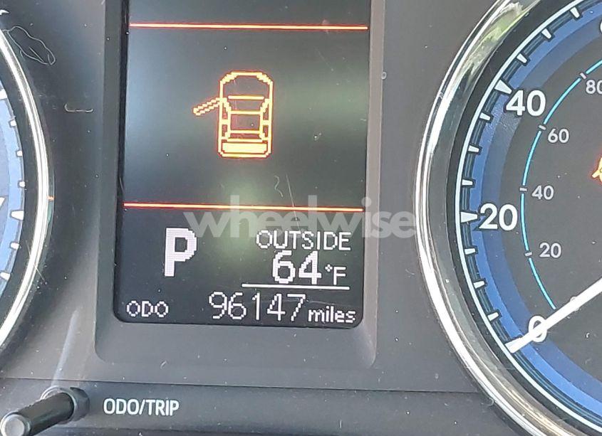 Photo 15 of 2019 Toyota Corolla LE (VIN 2T1BURHE3KC155541)