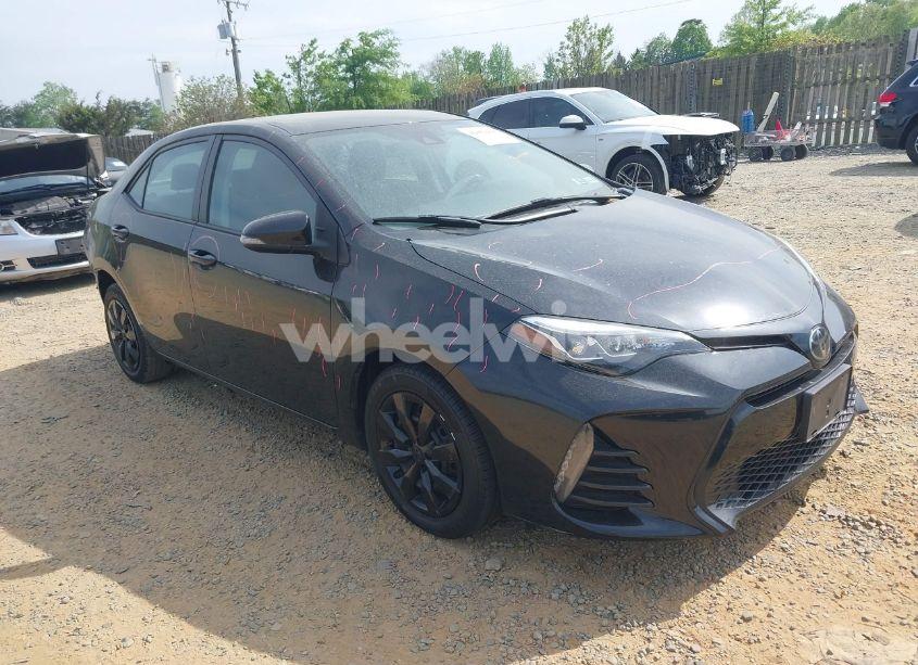 2019 Toyota Corolla XSE (VIN 2T1BURHE3KC160691) main photo