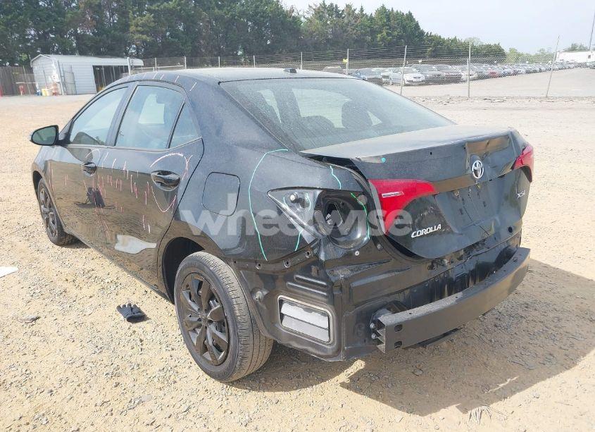 Photo 3 of 2019 Toyota Corolla XSE (VIN 2T1BURHE3KC160691)