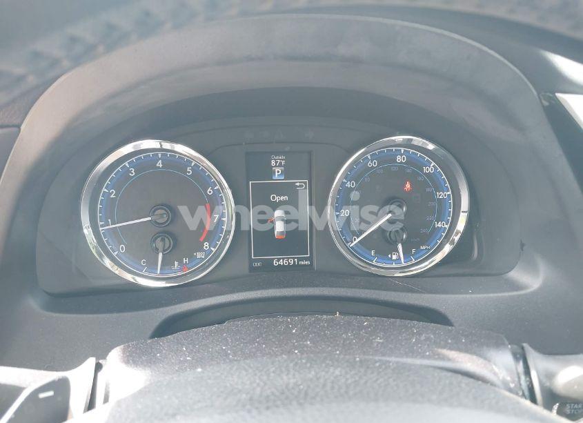 Photo 7 of 2019 Toyota Corolla XSE (VIN 2T1BURHE3KC160691)