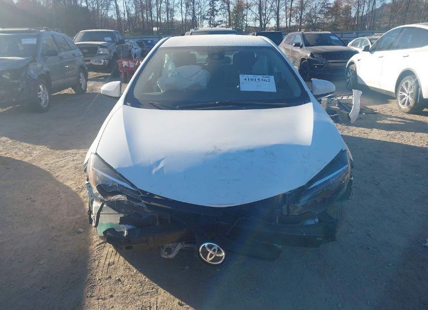 Photo 12 of 2019 Toyota Corolla L (VIN 2T1BURHE3KC179306)