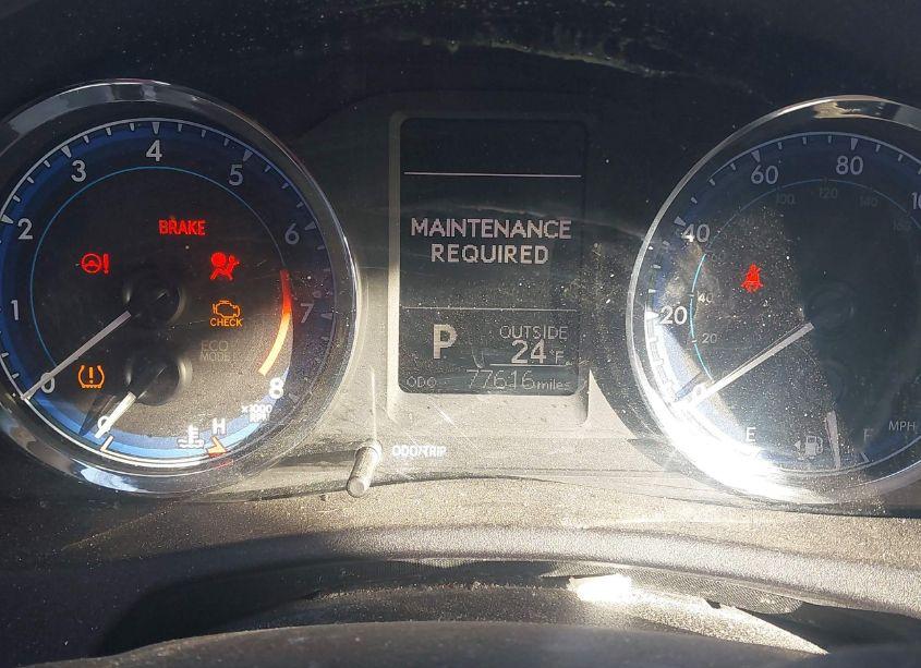 Photo 15 of 2019 Toyota Corolla L (VIN 2T1BURHE3KC179306)