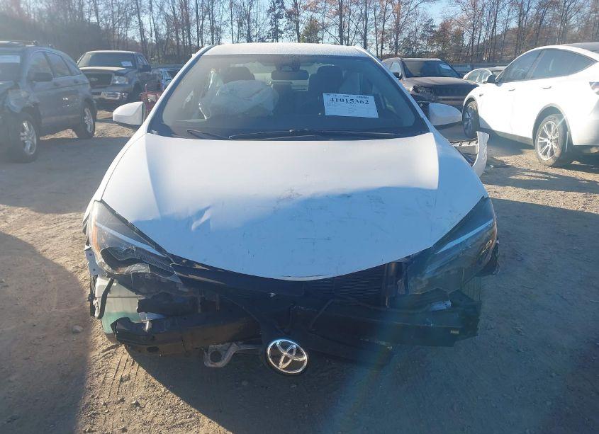 Photo 6 of 2019 Toyota Corolla L (VIN 2T1BURHE3KC179306)