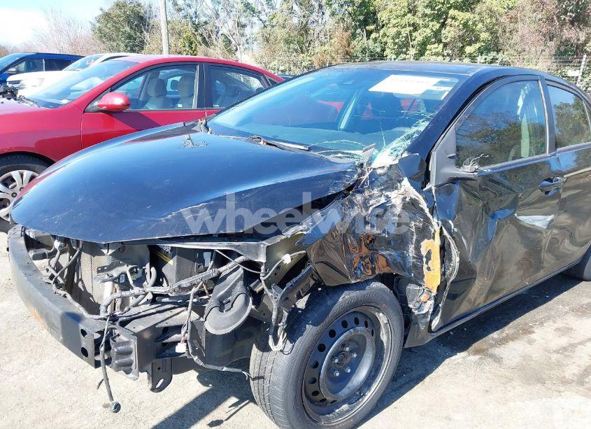 Photo 6 of 2019 Toyota Corolla LE (VIN 2T1BURHE3KC180066)