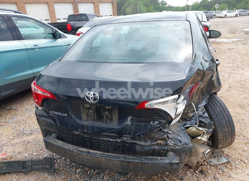 Photo 16 of 2019 Toyota Corolla LE (VIN 2T1BURHE3KC182688)