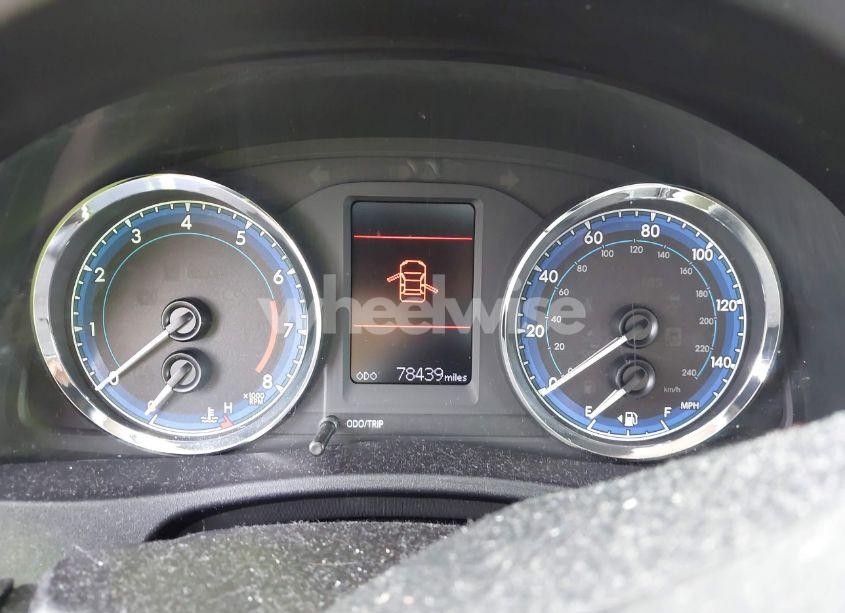 Photo 7 of 2019 Toyota Corolla LE (VIN 2T1BURHE3KC182688)