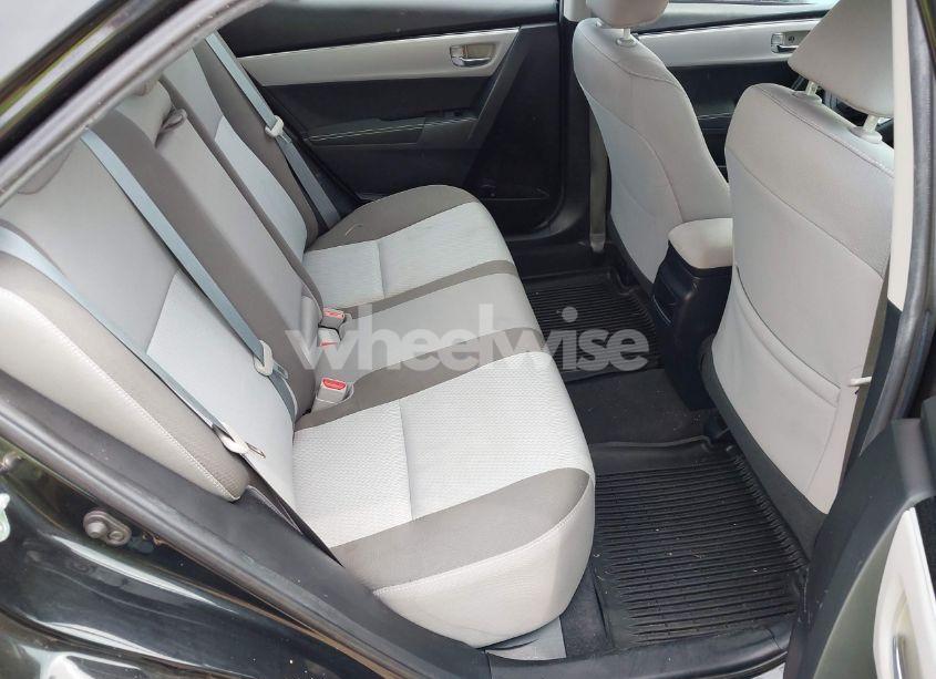 Photo 8 of 2019 Toyota Corolla LE (VIN 2T1BURHE3KC182688)